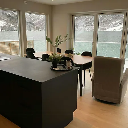 Hébergement de vacances Newly Built With Sauna By Oldevatnet