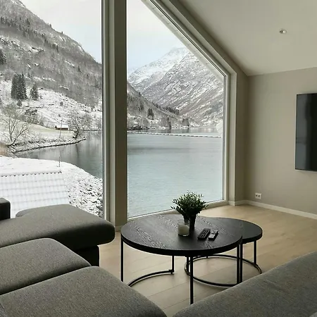 Hébergement de vacances Newly Built With Sauna By Oldevatnet